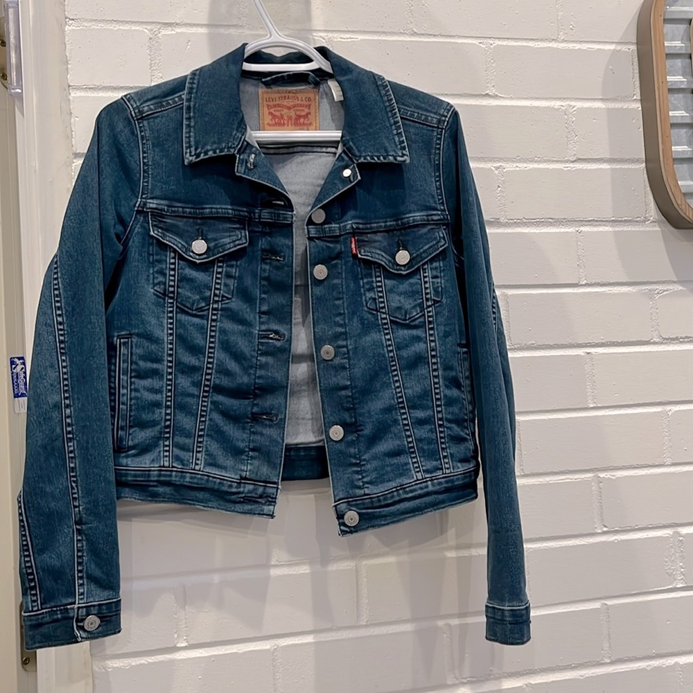 Levi’s classic denim jacket.